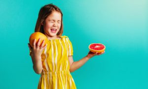 παιδική διατροφή 300x181 - Παιδική Διατροφή: τα πιο συχνά λάθη των γονέων και πως να τα αντιμετωπίσετε.