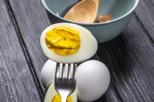 4 Διατροφικοί μύθοι για το αυγο 1 300x200 - 4 Διατροφικοί Μύθοι για το Αυγό!